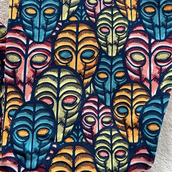 CLEARANCE DISNEY VILLAINS DR FACILIER PRINCESS AND THE FROG LEGGINGS TC EUC - Picture 4 of 4